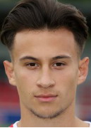 นิโคลา คูห์น